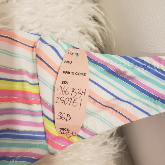 Pink Victoria's Secret 36b rainbow push up padded - Picture 2 of 6